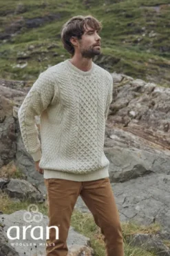 ARAN Rundhals Pullover beige Merinowolle Supersoft