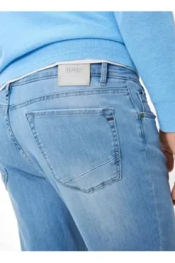 BRAX Hi-Flex Five Pocket Jeans Chuck light blue Modern Fit
