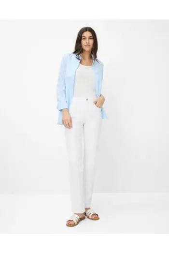 BRAX Jeans Carola weiß Feminine Fit in Premium-Denim