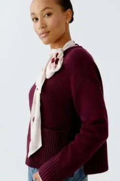 OUI Pullover bramble berry